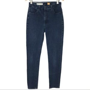 Pilcro and the Letterpress 27 Superscript Skinny